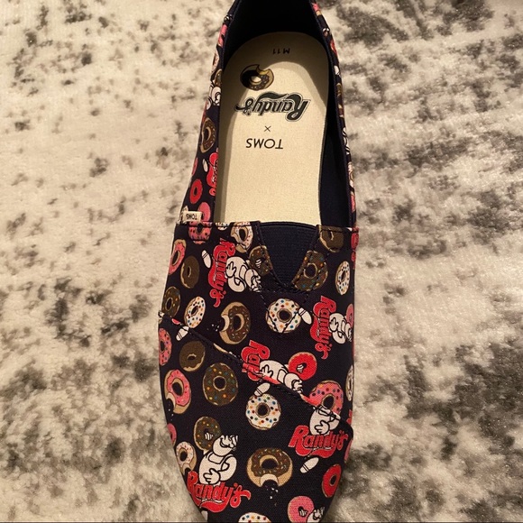 TOMS Randy's Donut Navy Alpargata - Picture 2 of 6